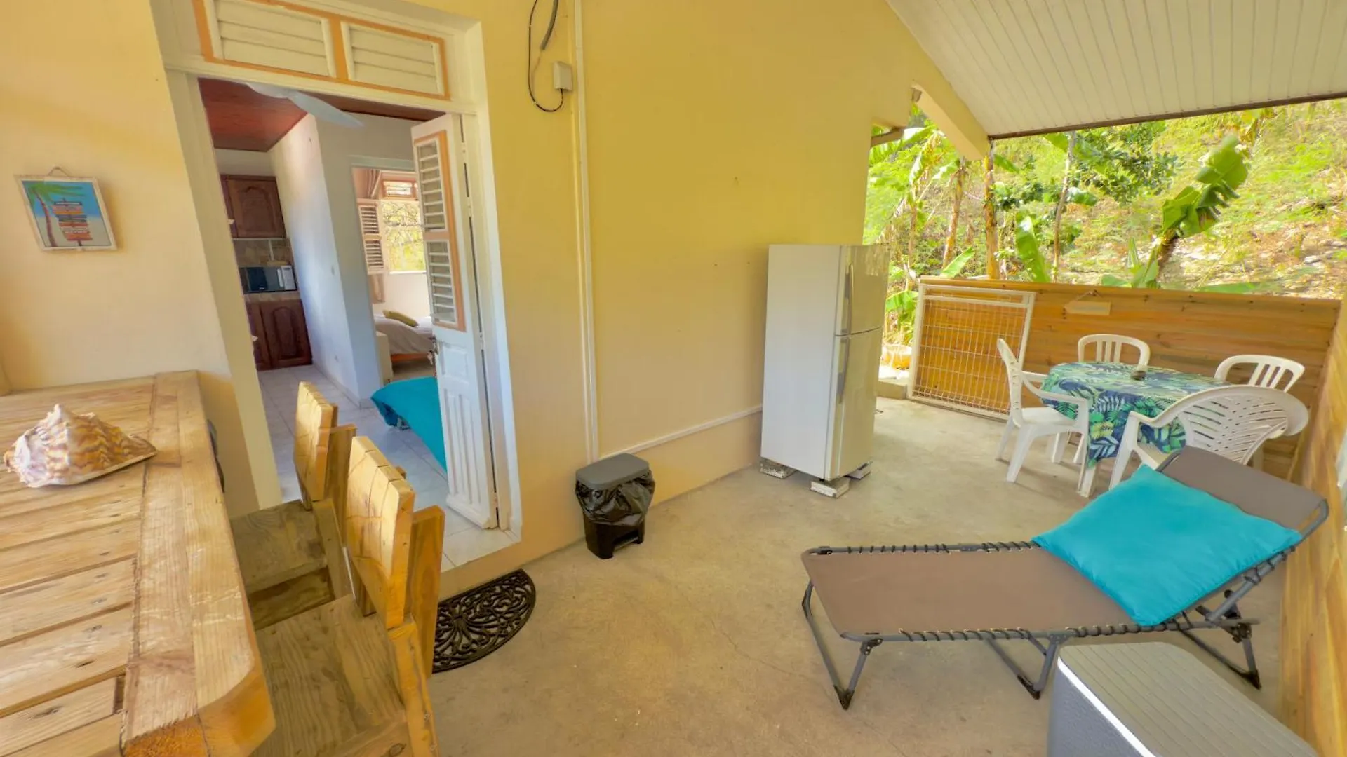 Apartament T2 - 50M Du Bourg De Sainte-Anne